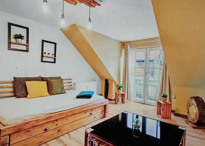 Zentrales Mit 3 En-suite Schlafzimmern Und Parkplatz In Frankfurt Франкфурт-на-Майні